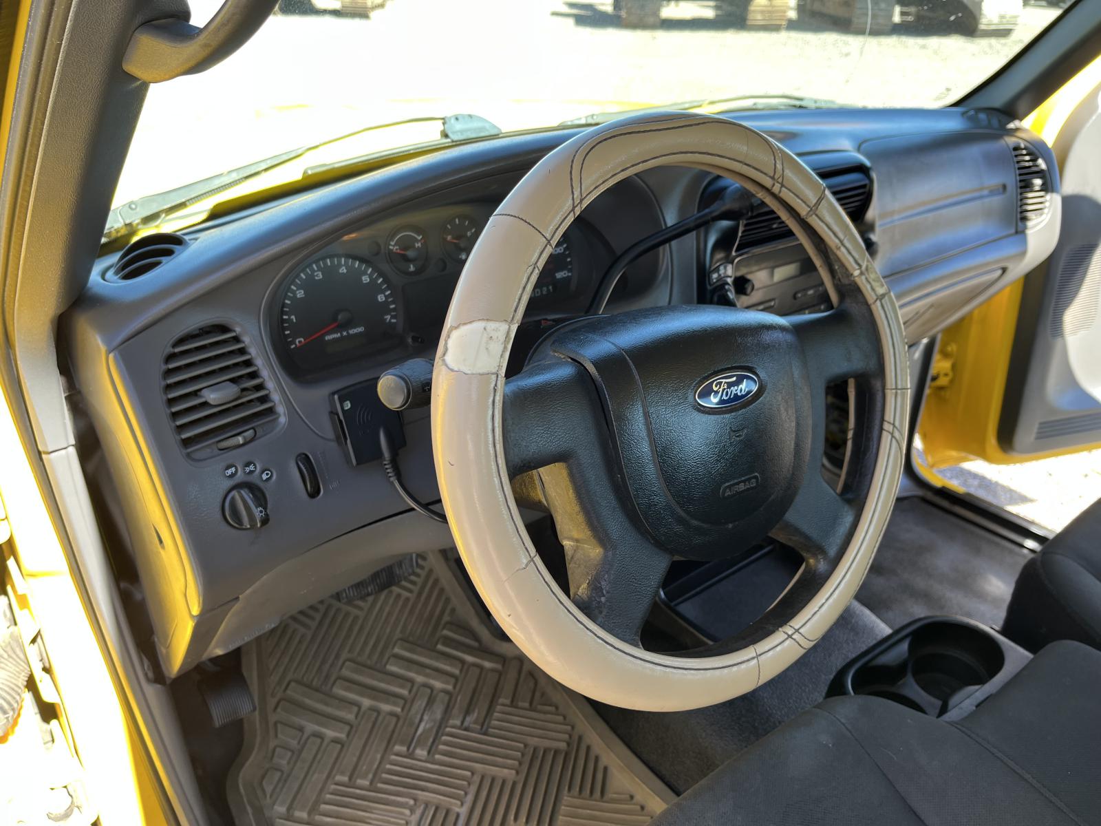 ./imagenes/INVOICE/2019/18017/FORD RANGER (12).JPG